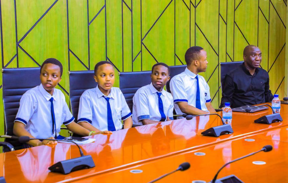 Club mentoring the young youth.